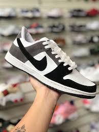 Nike Dunk Low Branco/Preto/Cinza